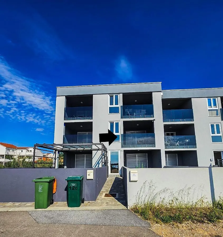 Aenona Beach Apartment Nin Croatia