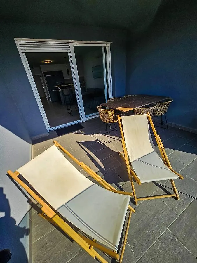 Aenona Beach Apartment Nin