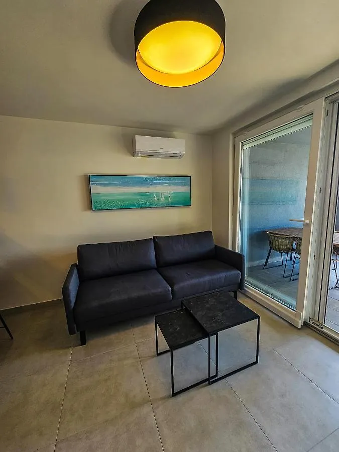 Aenona Beach Apartment Nin Croatia